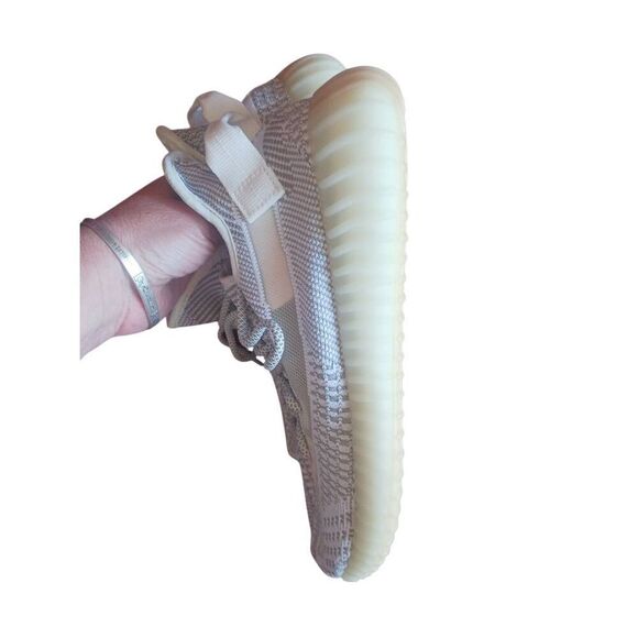 Adidas yeezy 350 boost cloud  white Size 10 - Picture 2 of 7